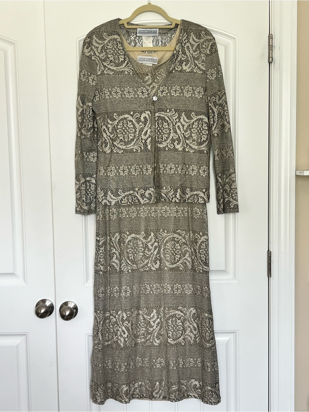 Jessica Howard Vintage Metallic Gold Black Taupe Dress Matching Cardigan 8 - Picture 1 of 16